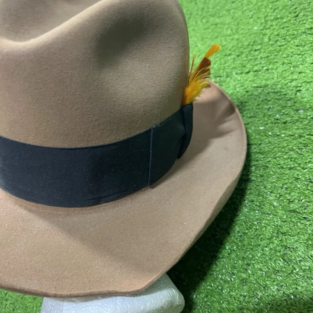 Vintage Golden Coach Dobbs Felt Fedora Hat  7 1/8 Brim Fenway Burnt Feather 60s